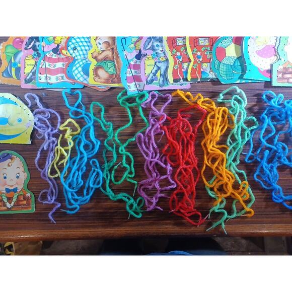 Rare Vintage Sewing Cards "A Tisket, A Tasket A Green And Yellow Basket" - Picture 15 of 16